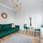 Rentplanet - Apartament Chlodna II